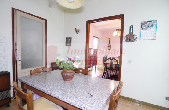 Casa Bifamiliare in Felonica