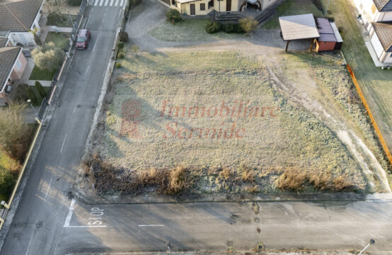 Terreno Edificabile in Centro a Carbonara di Po