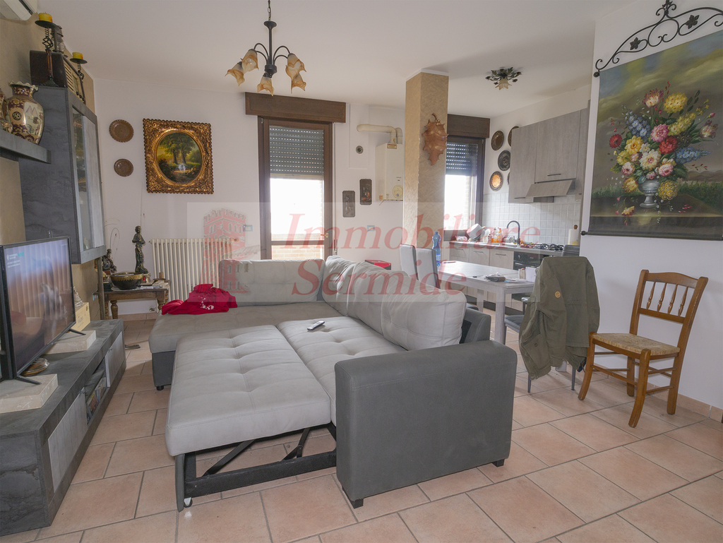 Appartamento a Reddito in Sermide